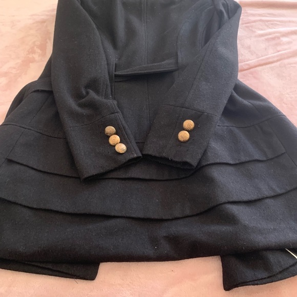 Médium size black coat .. - Picture 3 of 4